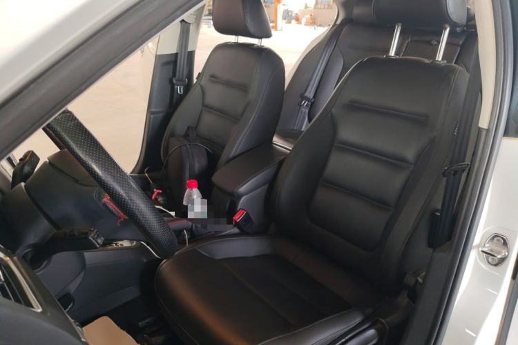 Used Volkswagen Sagitar 2014 Revised Version 1.6L Automatic Comfort Edition Left Front Seat