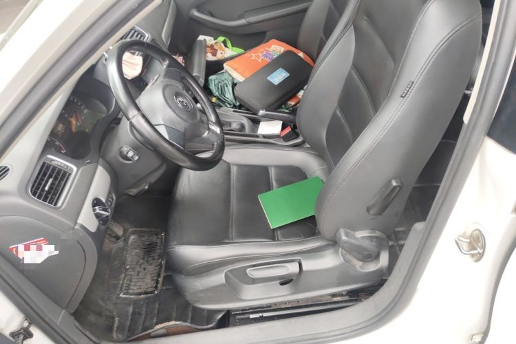 Used Volkswagen Sagitar 2014 1.6L Automatic Comfort Model Left Front Seat