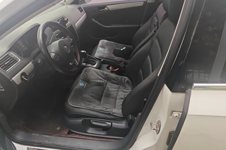Used Volkswagen Sagitar 2014 Revised Version 1.4TSI Automatic Luxury Edition Left Front Seat