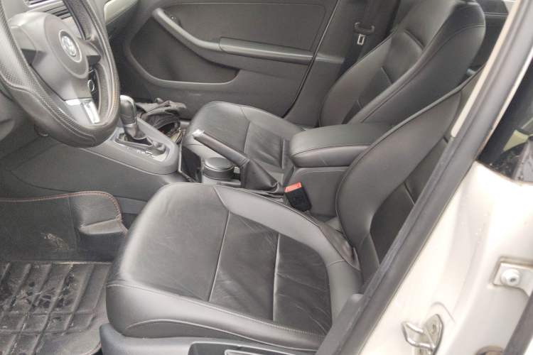 Used Volkswagen Sagitar 2014 Revised Version 1.6L Automatic Leading Edition Left Front Seat