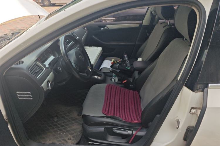 Used Volkswagen Sagitar 2014 Revised Version 1.4TSI Automatic Luxury Edition Left Front Seat