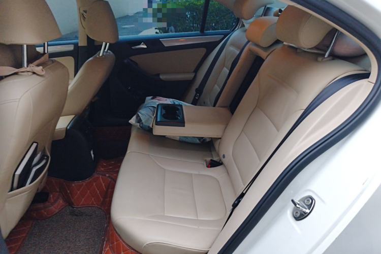 Used Volkswagen Sagitar 2014 Revised Version 1.4TSI Automatic Luxury Edition Left Rear Seat