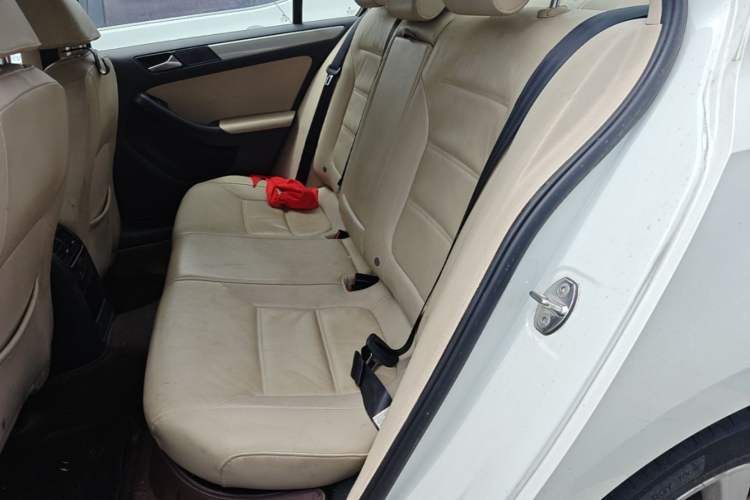 Used Volkswagen Sagitar 2014 1.4TSI Automatic Luxury Model Left Rear Seat