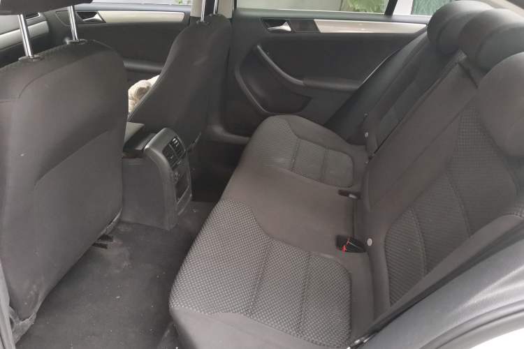 Used Volkswagen Sagitar 2014 Revised Version 1.6L Manual Leading Edition Left Rear Seat