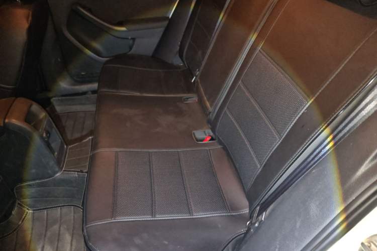 Used Volkswagen Sagitar 2014 Revised Version 1.4TSI Automatic Fashion Edition Left Rear Seat