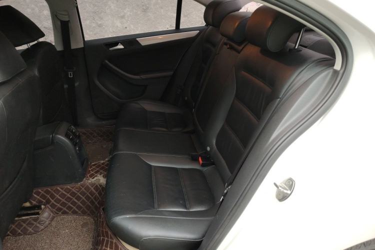 Used Volkswagen Sagitar 2014 1.6L Manual Comfort Model Left Rear Seat