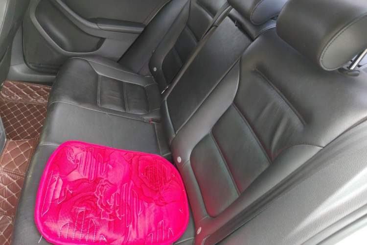 Used Volkswagen Sagitar 2014 1.4TSI Automatic Luxury Model Left Rear Seat