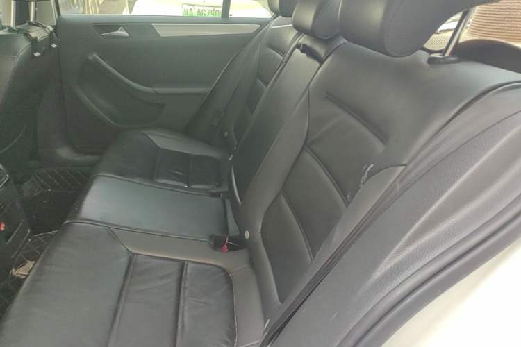 Used Volkswagen Sagitar 2014 1.6L Automatic Comfort Model Left Rear Seat