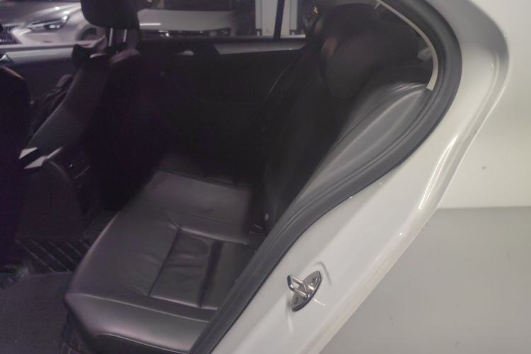 Used Volkswagen Sagitar 2014 Revised Version 1.4TSI Automatic Luxury Edition Left Rear Seat