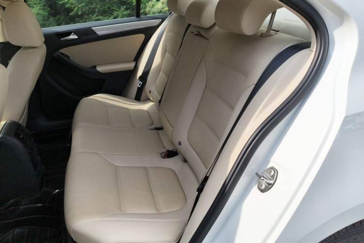 Used Volkswagen Sagitar 2014 1.6L Automatic Comfort Model Left Rear Seat