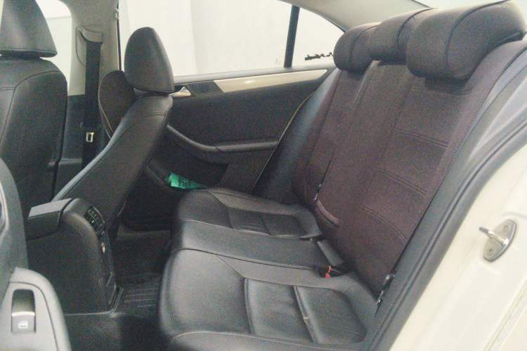 Used Volkswagen Sagitar 2014 1.4TSI Automatic Luxury Model Left Rear Seat