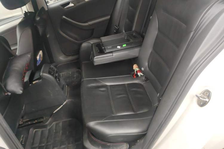 Used Volkswagen Sagitar 2014 1.6L Automatic Comfort Model Left Rear Seat