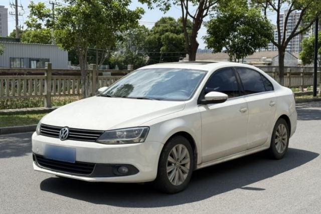 Used Volkswagen Sagitar 2014 Revised Version 1.6L Manual Comfort Edition