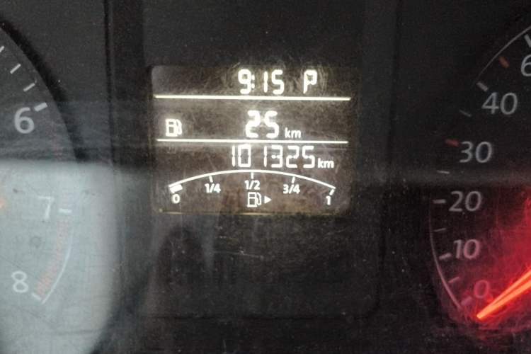 Used Volkswagen Sagitar 2014 Revised Version 1.6L Automatic Leading Edition Odometer Close Up