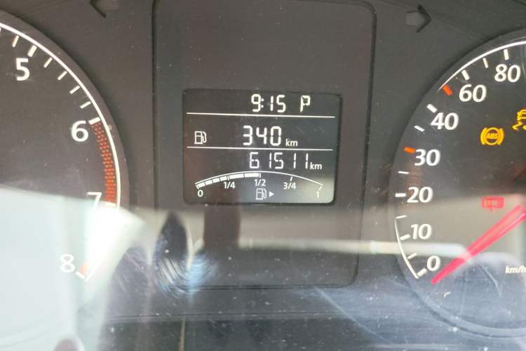 Used Volkswagen Sagitar 2014 Revised Version 1.6L Automatic Comfort Edition Odometer Close Up