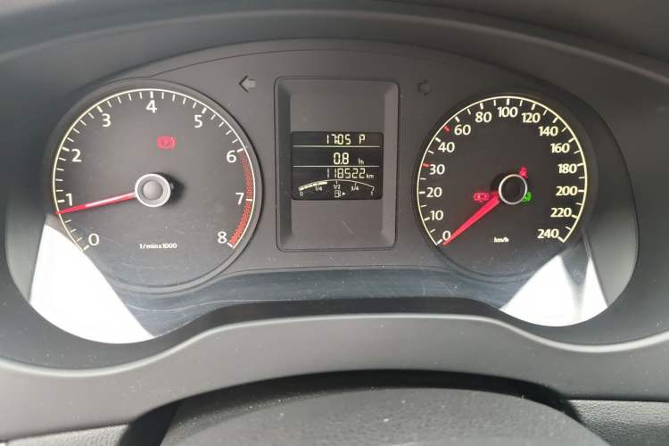 Used Volkswagen Sagitar 2014 Revised Version 1.6L Automatic Leading Edition Odometer Close Up