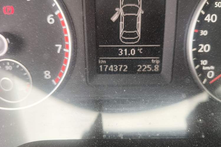 Used Volkswagen Sagitar 2014 Revised Version 1.4TSI Automatic Luxury Edition Odometer Close Up