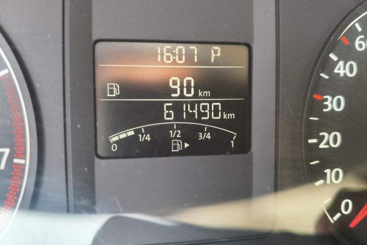 Used Volkswagen Sagitar 2014 1.6L Automatic Comfort Model Odometer Close Up