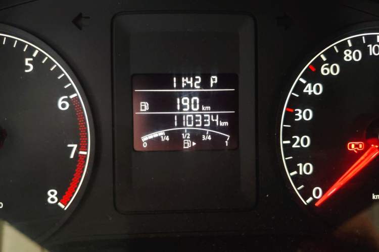 Used Volkswagen Sagitar 2014 Revised Version 1.6L Automatic Comfort Edition Odometer Close Up