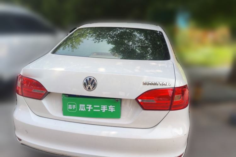 Used Volkswagen Sagitar 2014 1.6L Manual Comfort Model Rear