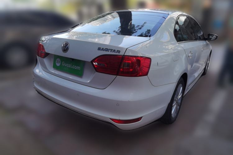 Used Volkswagen Sagitar 2014 1.6L Manual Comfort Model Rear