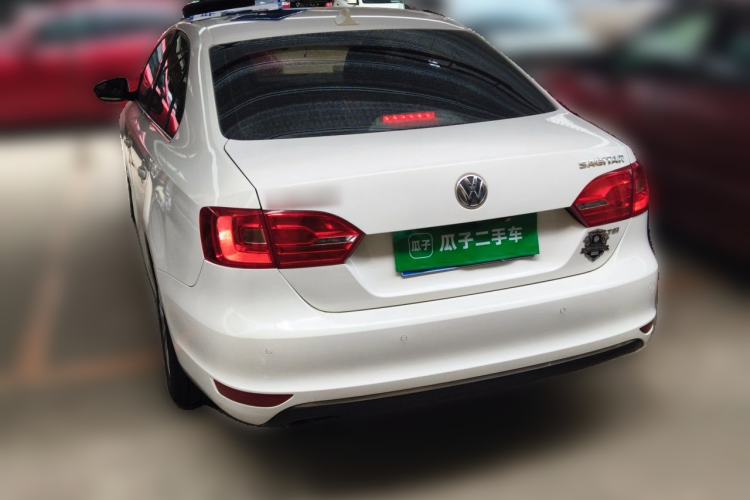 Used Volkswagen Sagitar 2014 1.4TSI Manual Luxury Model Rear Left 45 Deg