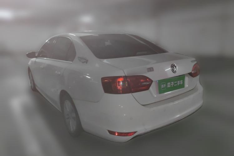 Used Volkswagen Sagitar 2014 1.6L Automatic Comfort Model Rear Left 45 Deg