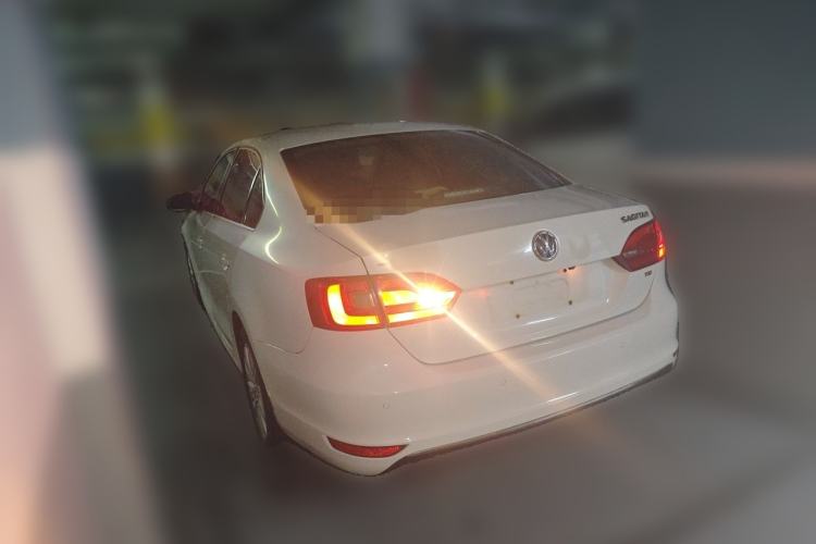 Used Volkswagen Sagitar 2014 1.6L Automatic Comfort Model Rear Left 45 Deg
