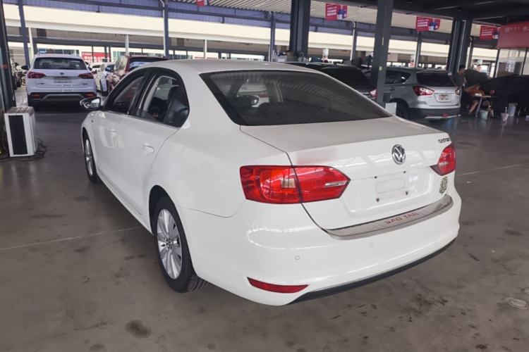 Used Volkswagen Sagitar 2014 1.6L Automatic Comfort Model Rear Left 45 Deg