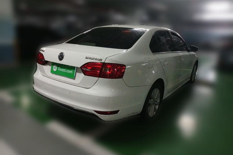 Used Volkswagen Sagitar 2014 1.6L Automatic Comfort Model Rear Right 45 Deg