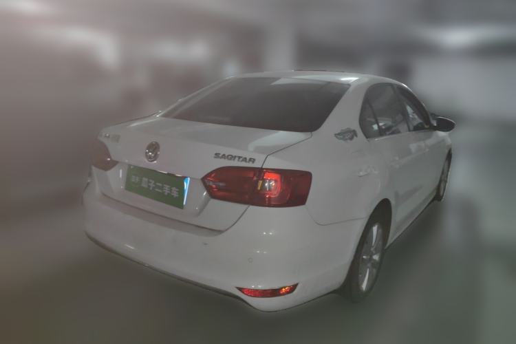 Used Volkswagen Sagitar 2014 1.6L Automatic Comfort Model Rear Right 45 Deg