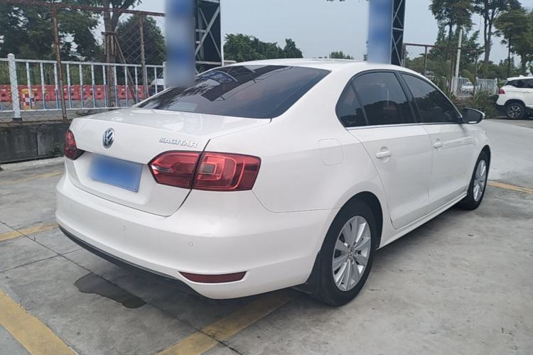 Used Volkswagen Sagitar 2014 1.6L Automatic Comfort Model Rear Right 45 Deg