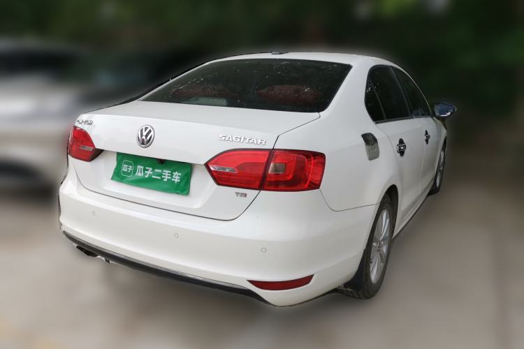 Used Volkswagen Sagitar 2014 1.4TSI Automatic Luxury Model Rear Right 45 Deg