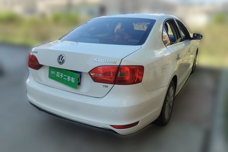 Used Volkswagen Sagitar 2014 1.4TSI Automatic Luxury Model Rear Right 45 Deg