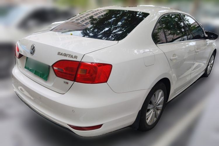 Used Volkswagen Sagitar 2014 1.4TSI Automatic Luxury Model Rear Right 45 Deg