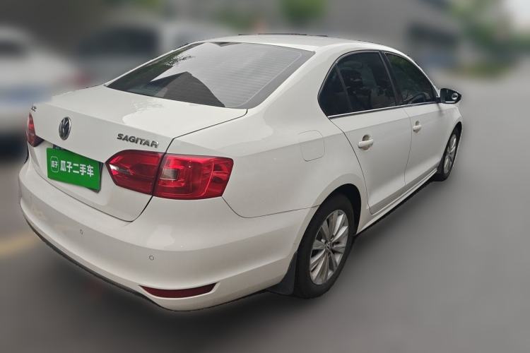 Used Volkswagen Sagitar 2014 Revised Version 1.6L Manual Leading Edition Rear Right 45 Deg