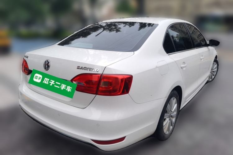 Used Volkswagen Sagitar 2014 1.6L Automatic Comfort Model Rear Right 45 Deg
