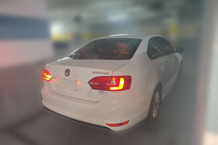 Used Volkswagen Sagitar 2014 1.6L Automatic Comfort Model Rear Right 45 Deg