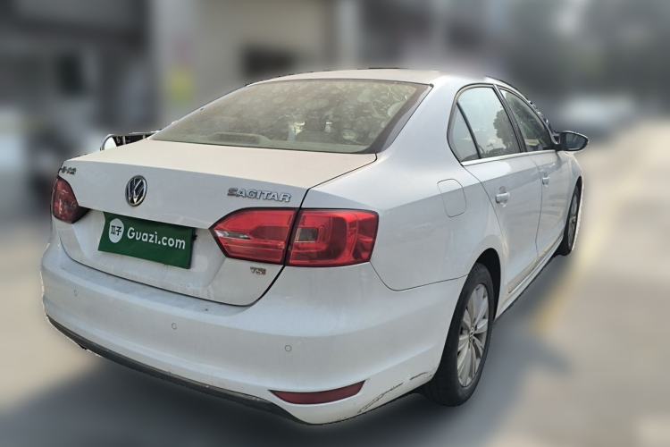 Used Volkswagen Sagitar 2014 1.4TSI Automatic Luxury Model Rear Right 45 Deg
