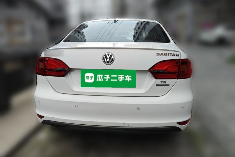 Used Volkswagen Sagitar 2014 Revised 1.4TSI BlueMotion Edition Rear