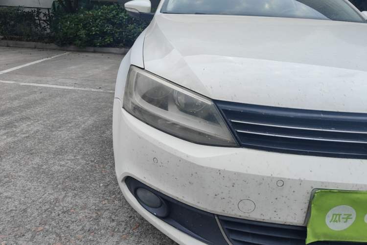 Used Volkswagen Sagitar 2014 Revised Version 1.4TSI Automatic Luxury Edition Right Front Headlight