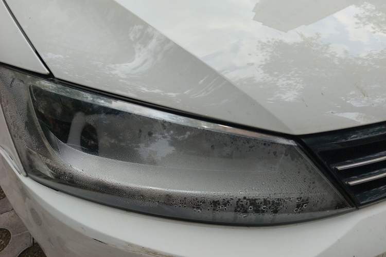Used Volkswagen Sagitar 2014 Revised Version 1.6L Manual Comfort Edition Right Front Headlight