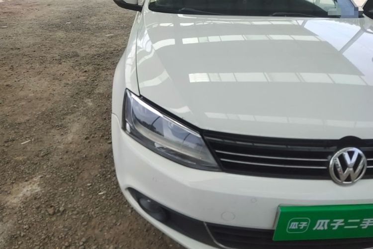 Used Volkswagen Sagitar 2014 Revised Version 1.4TSI Automatic Luxury Edition Right Front Headlight