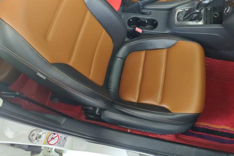 Used Volkswagen Sagitar 2014 Revised Version 1.6L Automatic Comfort Edition Right Front Seat