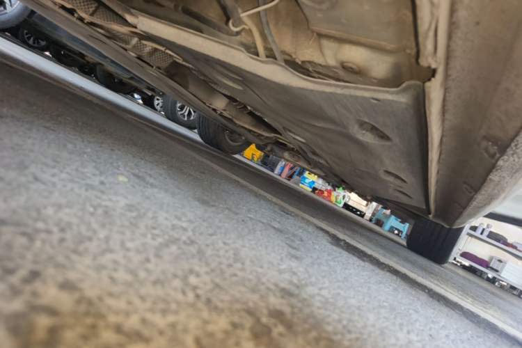 Used Volkswagen Sagitar 2014 Revised Version 1.6L Automatic Leading Edition Right Side Sill