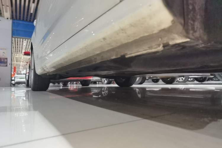 Used Volkswagen Sagitar 2014 Revised Version 1.6L Automatic Leading Edition Right Side Sill