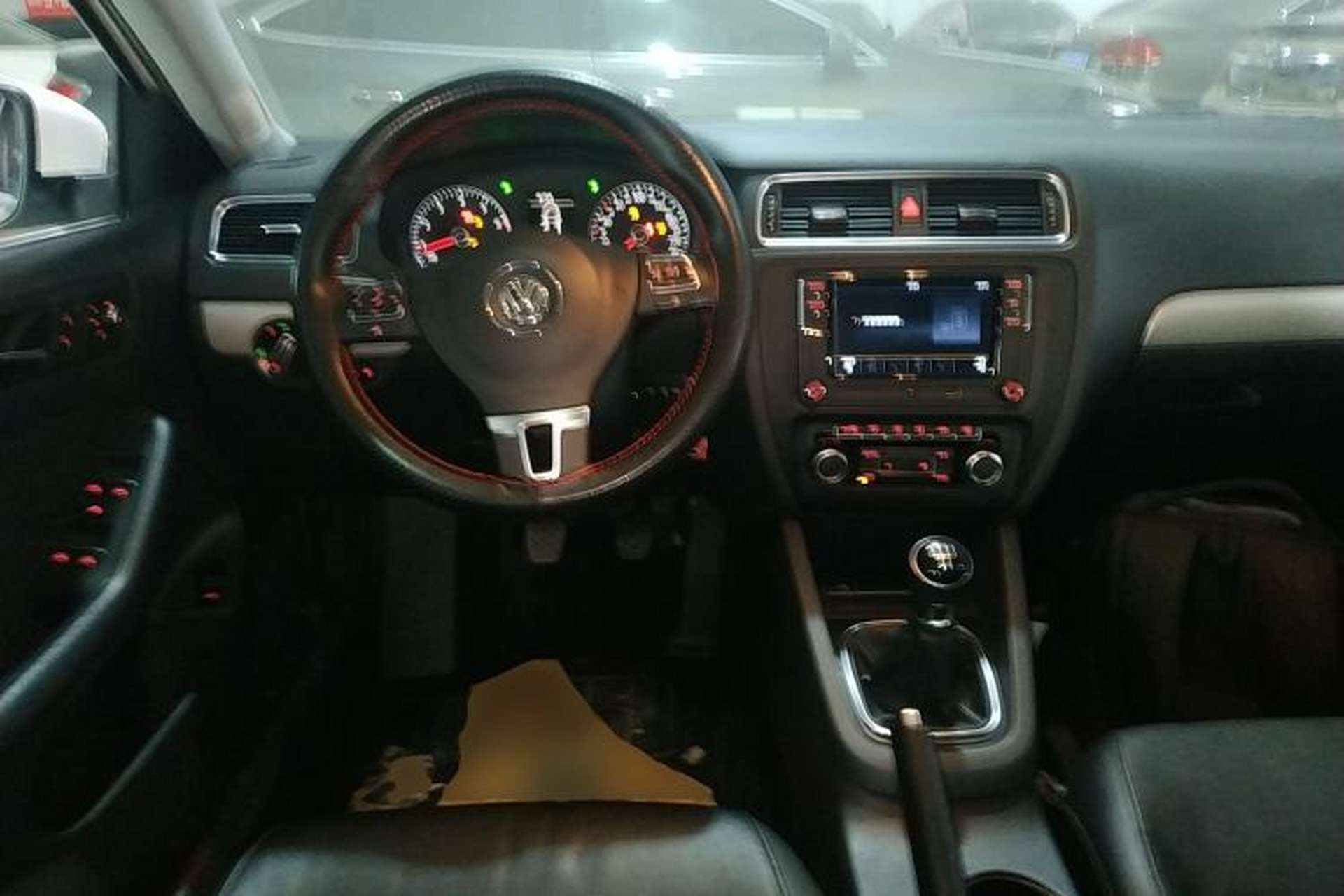 Used Volkswagen Sagitar 2014 Revised Version 1.4TSI Manual Luxury Edition Steering Wheel