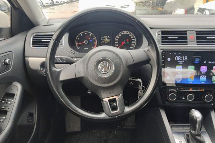 Used Volkswagen Sagitar 2014 Revised Version 1.6L Automatic Leading Edition Steering Wheel