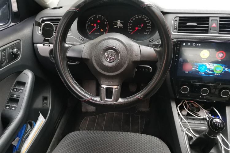 Used Volkswagen Sagitar 2014 Revised Version 1.6L Manual Leading Edition Steering Wheel