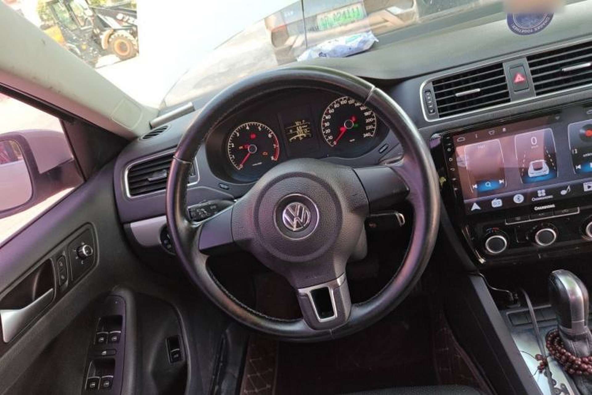 Used Volkswagen Sagitar 2014 Revised Version 1.6L Automatic Comfort Edition Steering Wheel